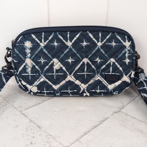 LUG Coupe XL Diamond Navy Blue Convertible Crossbody Handbag Purse Quilted EUC